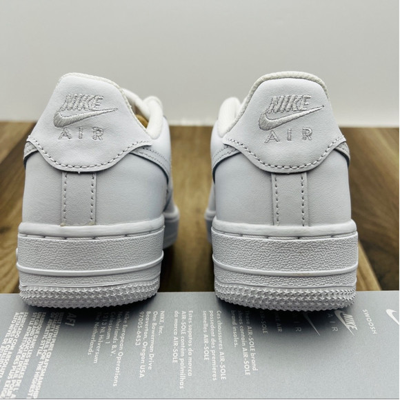 NIKE Air Force 1 LE - Picture 6 of 7